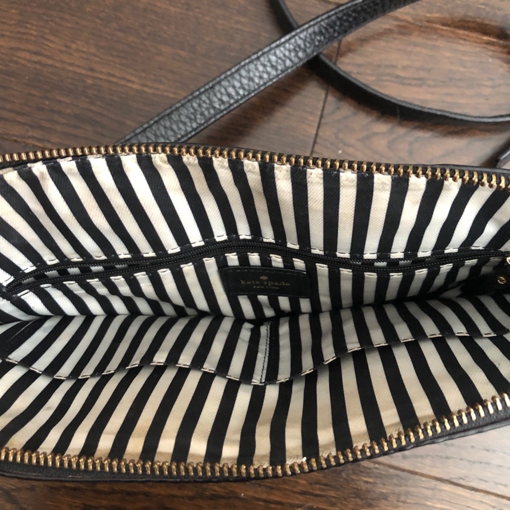 Purse - Picture 3 of 4